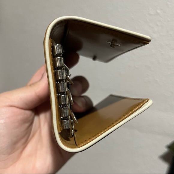 Prada Keyholder - Picture 8 of 9